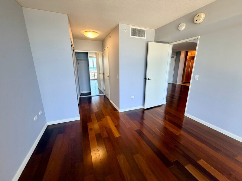 Luxury Living at Moana Pacific 2 Bedroom with a Den, 2 Bathroom, 2 Parking Available NOW property image