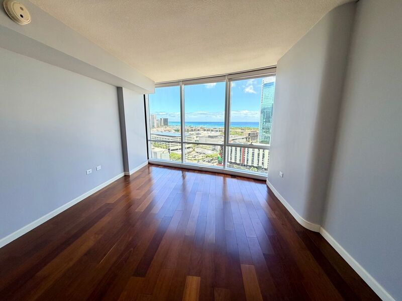 Luxury Living at Moana Pacific 2 Bedroom with a Den, 2 Bathroom, 2 Parking Available NOW property image