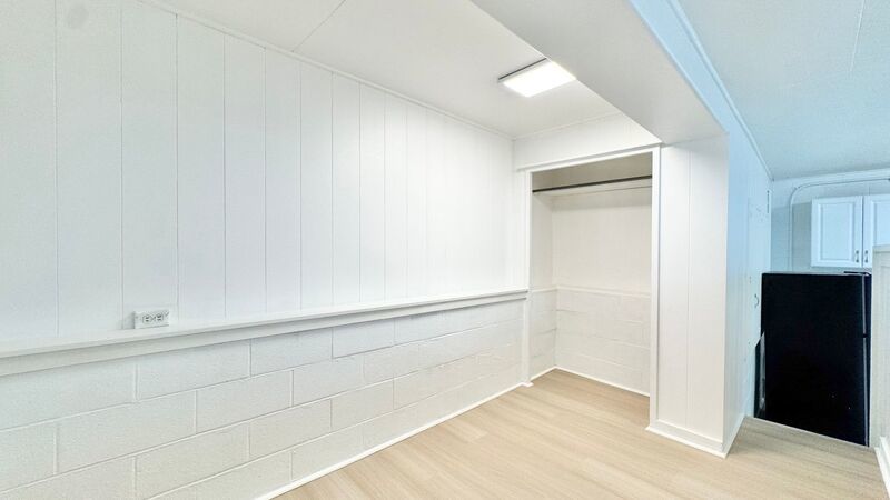 Available NOW - Highly Desired Studio 1 BATH in lush Manoa Valley! property image