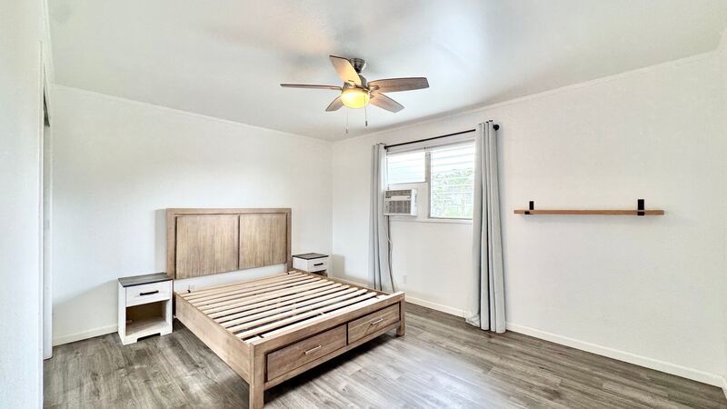 UPDATED 3 BEDROOM TOWNHOME UNIT WITH 2 PARKING STALLS property image