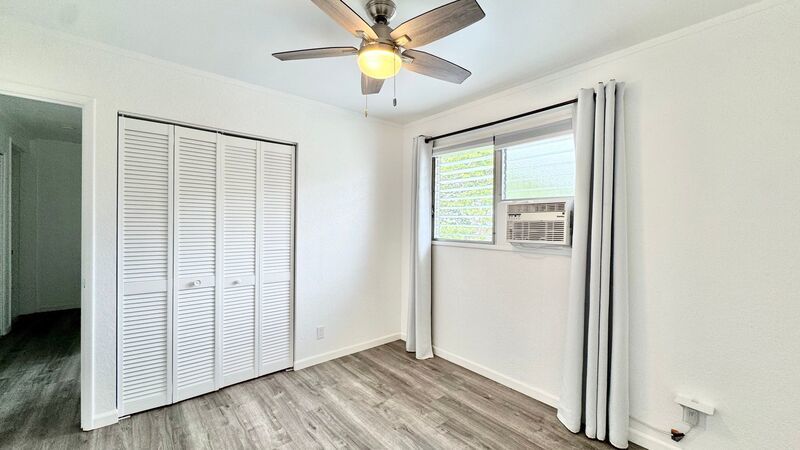 UPDATED 3 BEDROOM TOWNHOME UNIT WITH 2 PARKING STALLS property image