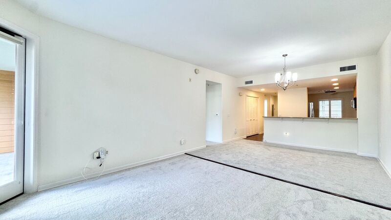 RARELY AVAILABLE 2 BD/2BA CONDO UNIT WITH 2 PARKING STALLS - COLONY AT THE PENINSULA property image