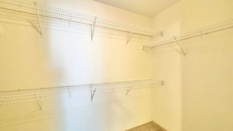 RARELY AVAILABLE 2 BD/2BA CONDO UNIT WITH 2 PARKING STALLS - COLONY AT THE PENINSULA property image