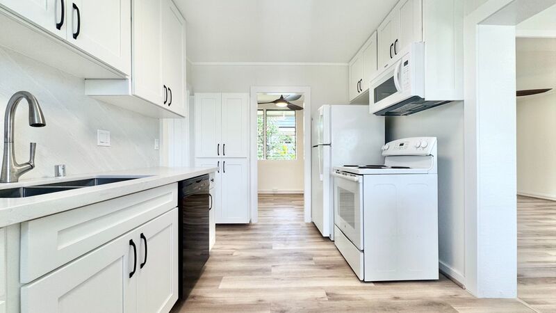 NEWLY RENOVATED 3 BEDROOM HOME IN KAILUA property image