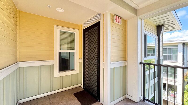 HIGHLY DESIRABLE 1 BEDROOM UNIT WITH 2 PARKING! - KA MALANAI property image