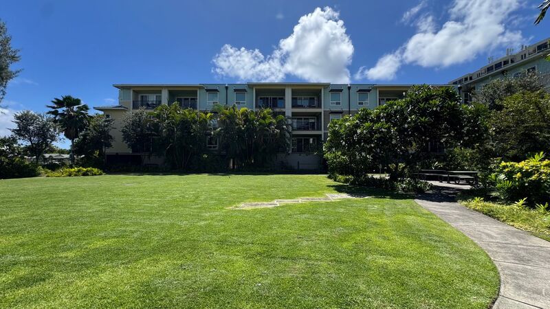 HIGHLY DESIRABLE 1 BEDROOM UNIT WITH 2 PARKING! - KA MALANAI property image