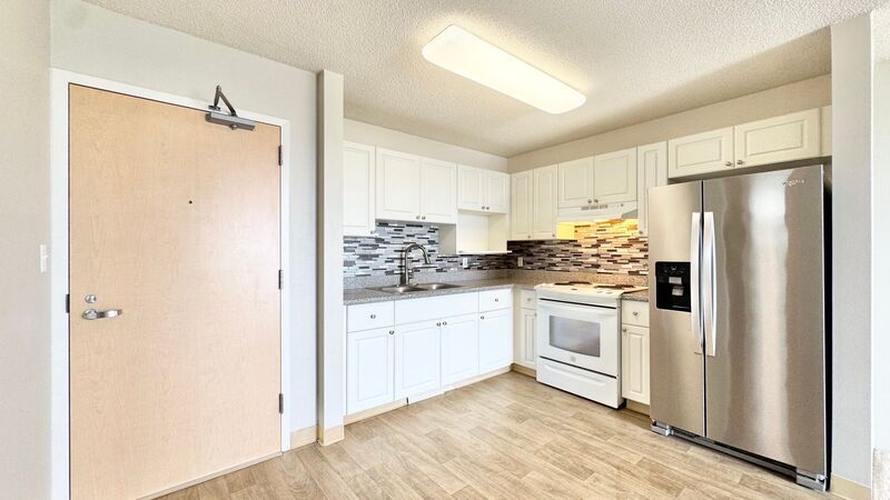 1 BEDROOM CONDO UNIT IN HIGHLY DESIRABLE KAKAAKO property image