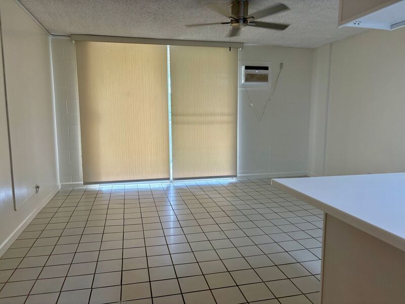 AVAILABLE NOW - STUDIO/1 PRKG with LANAI, WASHER/DRYER INSIDE UNIT & VIEW OF THE OCEAN AND CITY property image